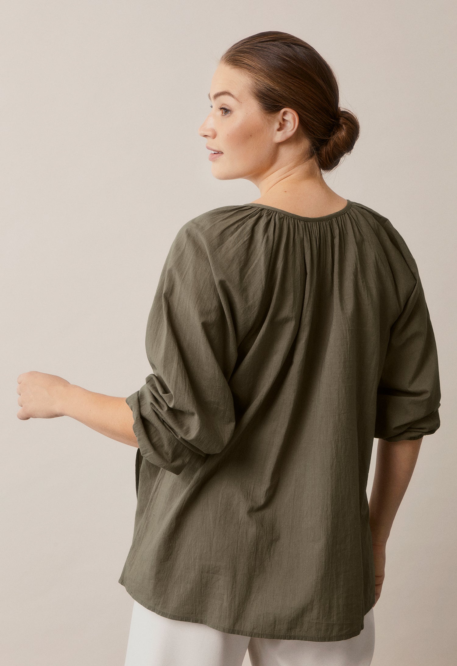 Poetess bluse furugrønn
