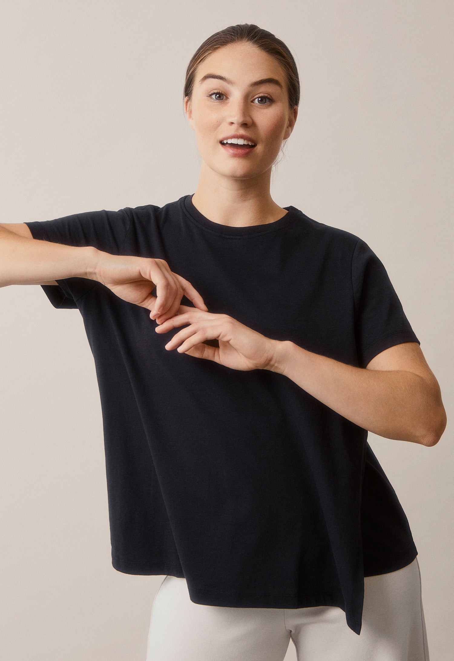 T-skjorte med ammefunksjon - svart