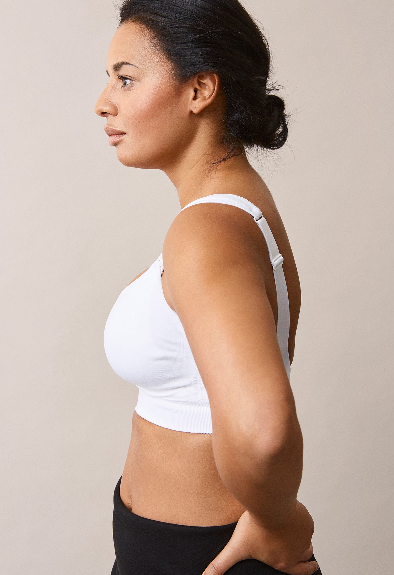 Stødig bøyelfri amme-BH 60D - 90H - Hvit